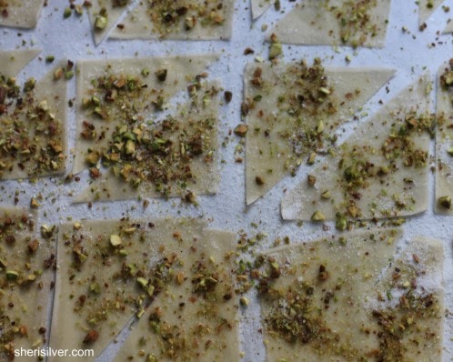 salty-sweet pistachio crisps salty-sweet pistachio crisps