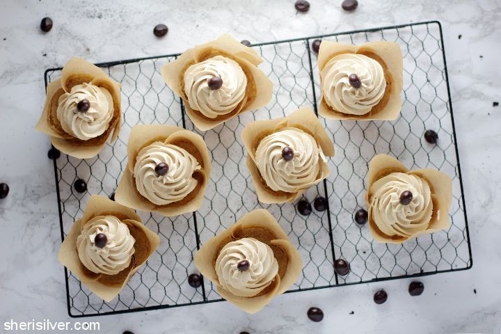 How to Make Parchment Paper Cupcake Liners