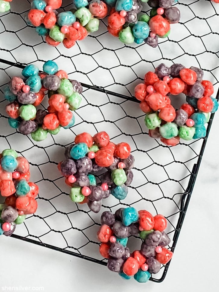 Modern Cereal Wreaths l sherisilver.com