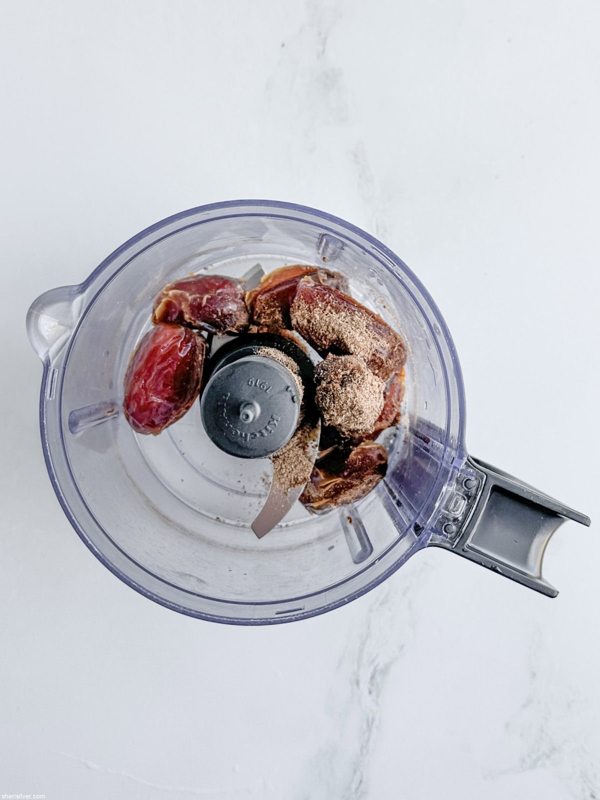 dates in a mini food processor