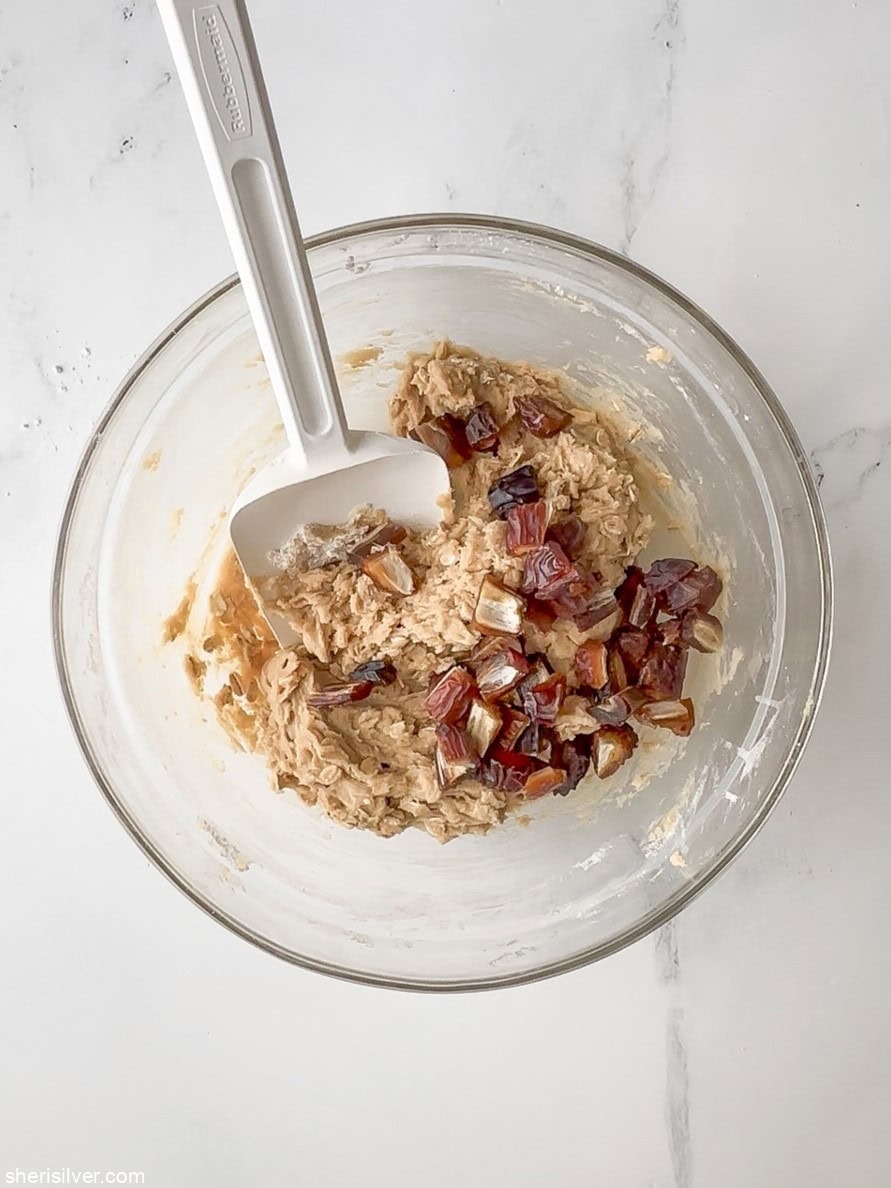 batter for oatmeal date smash cookies