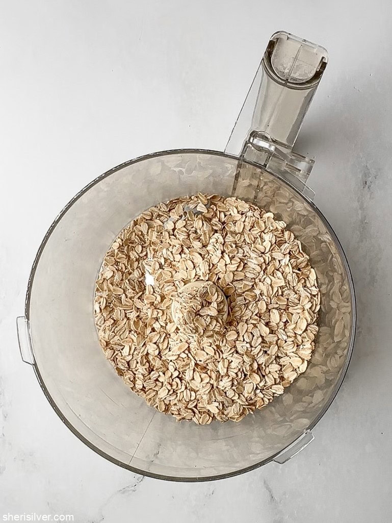 oats for no bake tahini oat bars in a food processor